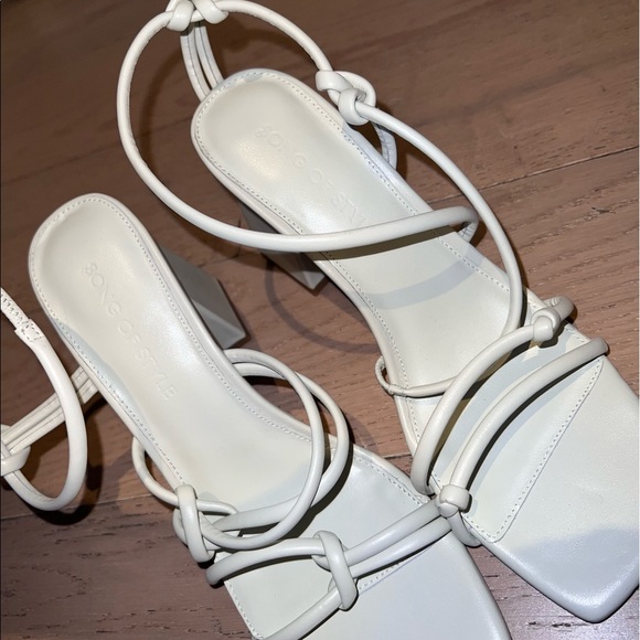 Song of Style Noelle Heel in Ivory - Picture 9 of 14